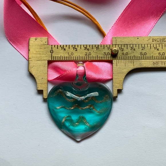 🔵 New Blue Lampwork Glass Turquoise Heart Necklace - Picture 2 of 5